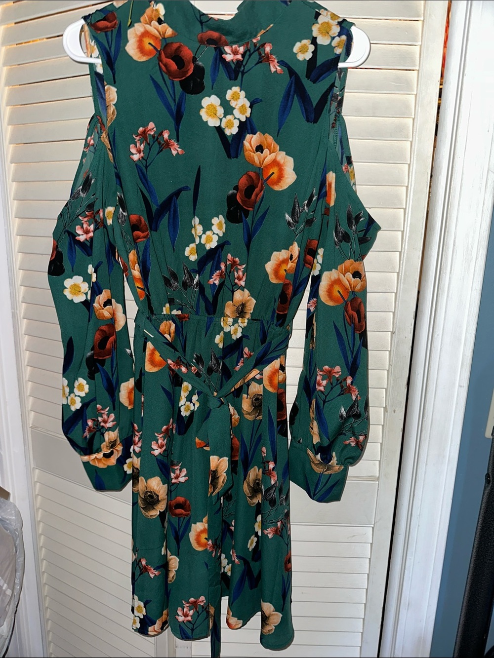 Lumiere Emerald Floral Cold-Shoulder Midi Dress